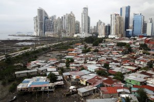 panama housing