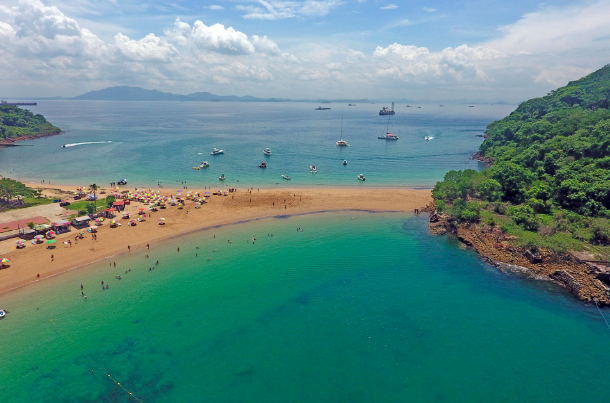 Isla Taboga: Just a short trip from the city, a magical beach