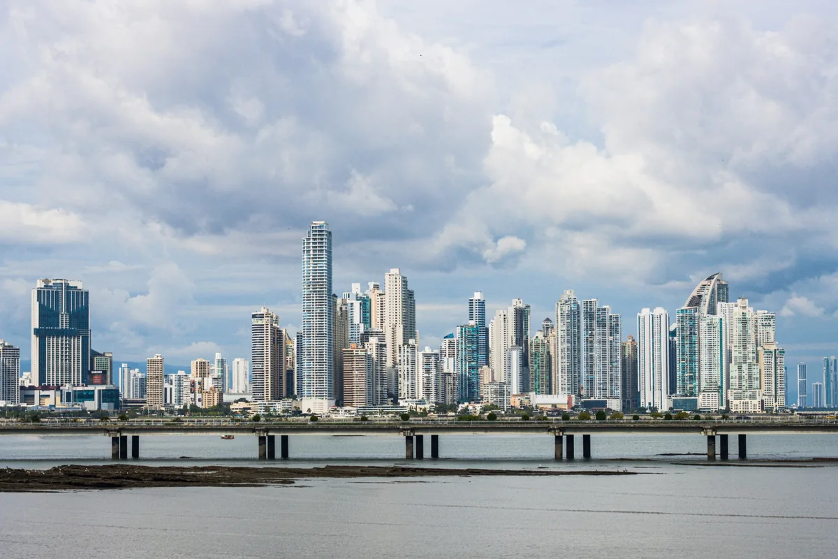Panama residency requirements and visa options