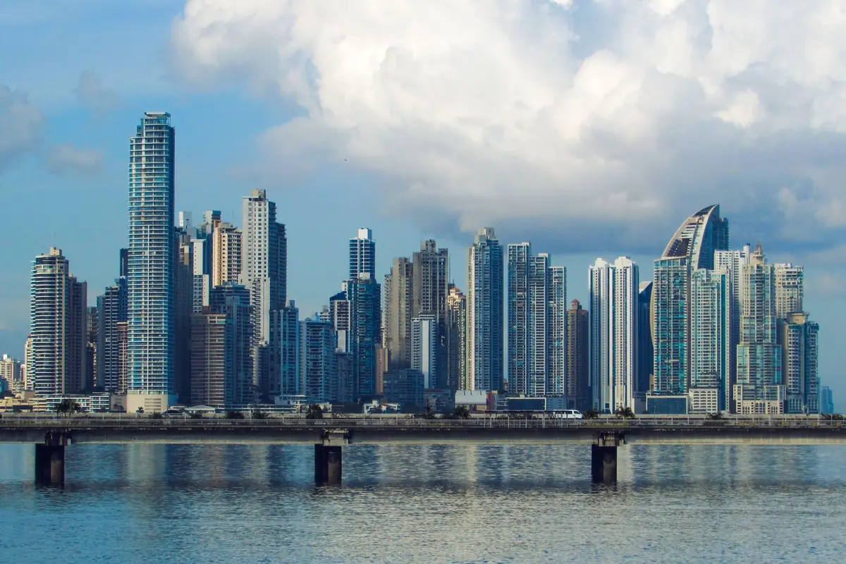 Sociedades en Panamá y distrito financiero de Ciudad de Panamá
